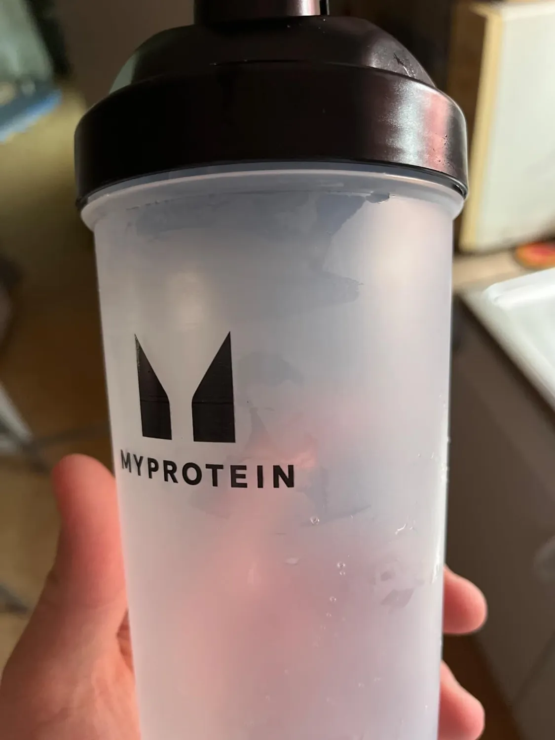 Myprotein Shaker 600 ml transparent noir bille